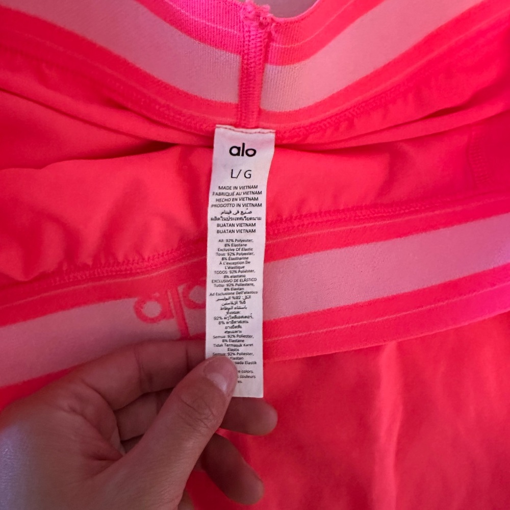 ALO Yoga Neon Pink Skirt - Picture 2 of 3